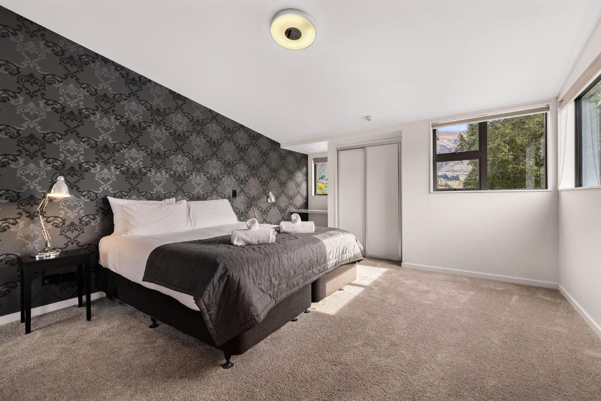 Apartments On Upton Wanaka Exterior foto